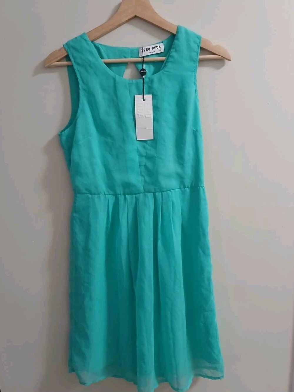 NWT Vero Moda Sea Foam Green Sleeveless Fit-and-Flare Dress
